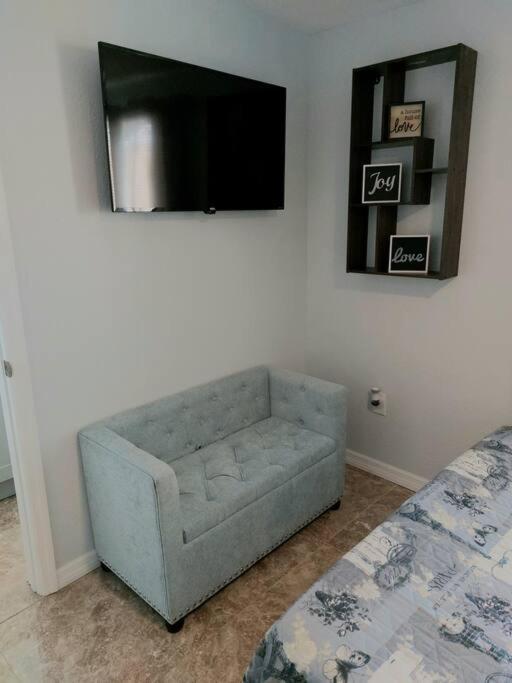 The Torres' Loft West Tampa Midtown Raymond James Stadium Extérieur photo